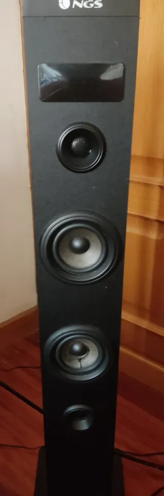 Torre de Sonido NGS Negra