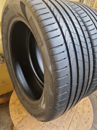 Se vende 2 Neumáticos en perfecto estado