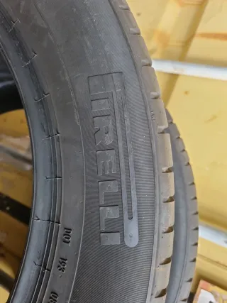 Se vende 2 Neumáticos en perfecto estado