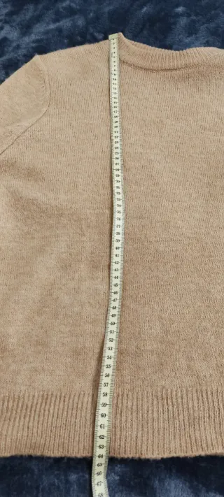 Jersey Stradivarius beige espalda escote original