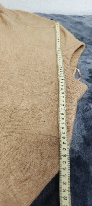 Jersey Stradivarius beige espalda escote original