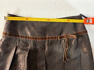 Falda Cortefiel Talla 38 Tabla tableada, con forro