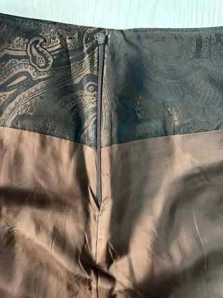 Falda Cortefiel Talla 38 Tabla tableada, con forro