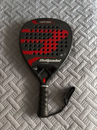 Pala Bullpadel Vertex 04