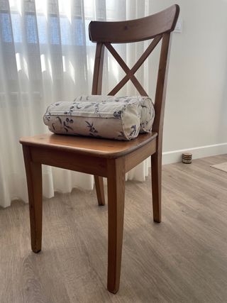 Silla de comedor de madera