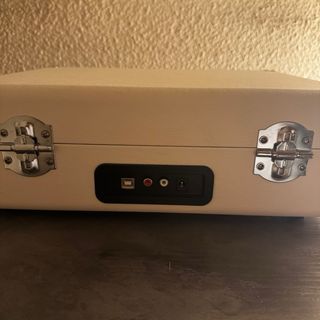 Tocadiscos formato maleta