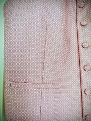 Chaleco de vestir rosa para caballero