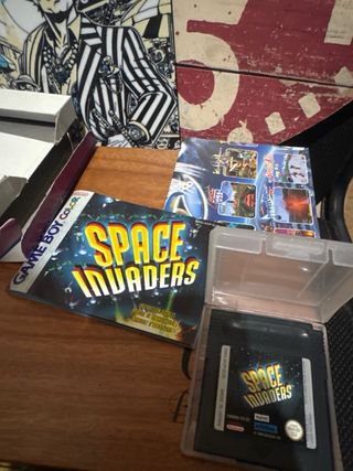 Space Invaders Game Boy Color