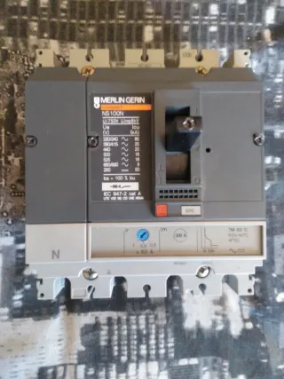 Merlin Gerin NS100N Interruptor Automático