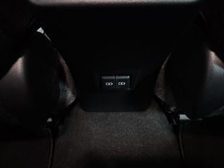 Lexus UX 2.0 250h Business