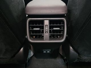 Lexus UX 2.0 250h Business