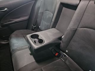 Lexus UX 2.0 250h Business