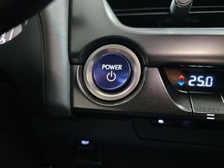 Lexus UX 2.0 250h Business