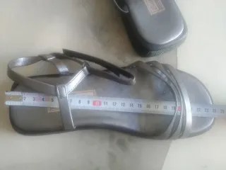 REGALO SANDALIAS (LEER)