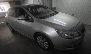 Opel Astra J 1.6 115CV 100000km 2010
