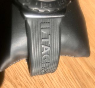 Reloj TAG Heuer Formula 1 Negro/Rojo