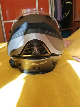 Casco LS2 Talla S con Intercomunicador BT-12