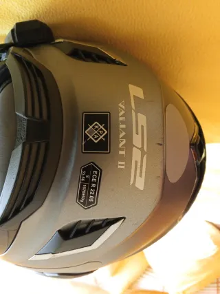 Casco LS2 Talla S con Intercomunicador BT-12