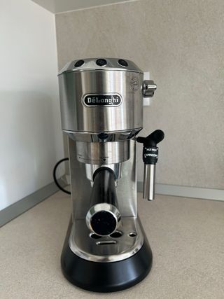 Cafetera Delonghi EC685.M Plata