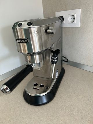 Cafetera Delonghi EC685.M Plata