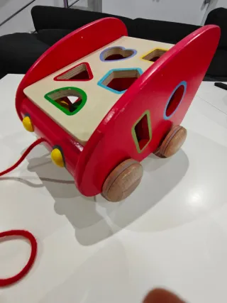 Coche arrastre madera clasificador formas