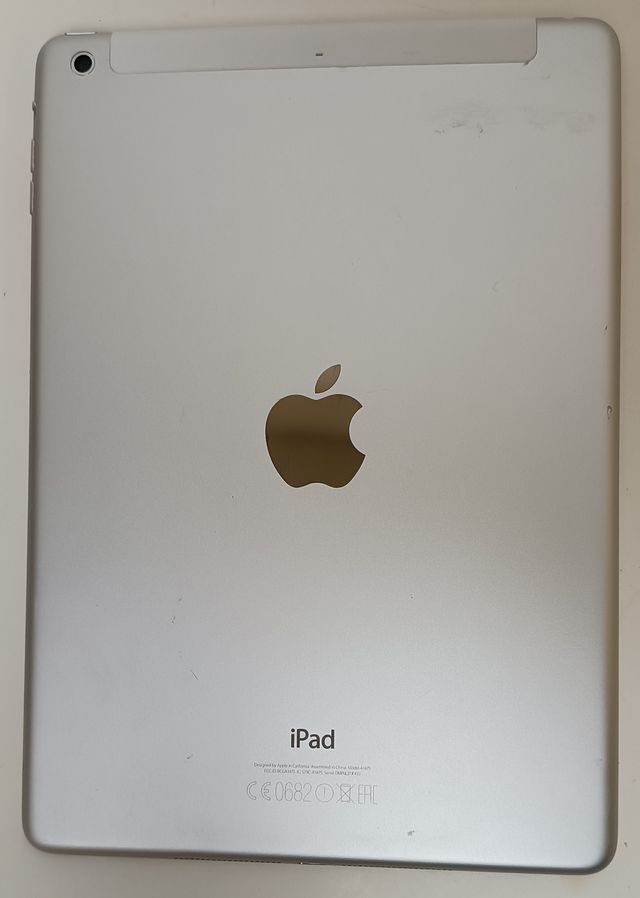 Apple iPad Air 32GB Cristal roto! Leed el anuncio!