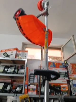 Decespugliatore 52cc con ruote