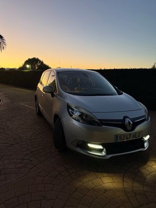 Renault Scenic 2012