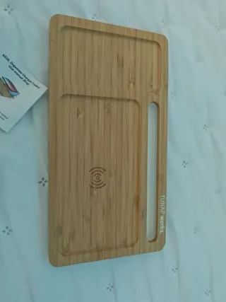 Cargador Inalámbrico Bambú TUNAP works.