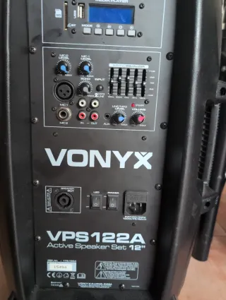 Altavoces Vonyx 800W+ Behringer DX626