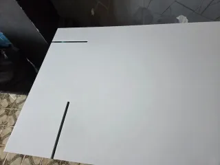 Mesa de comedor blanca