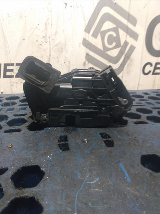 CERRADURA PUERTA TRASERA IZQUIERDA VOLKSWAGEN