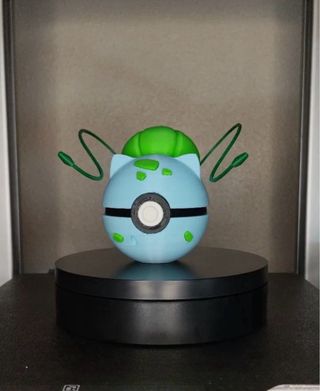 Pack Pokeball y Figura bulbasaur.