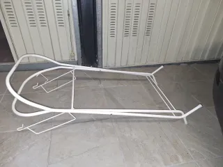 Moisés para bebé con ropa y patas