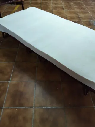 Cama Plegable Metálica y Madera