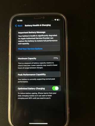 iPhone XR (PRODUCT)RED