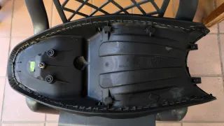 Asiento Ducati Monster 696 (2008)