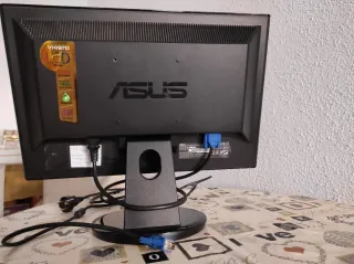 Pantalla ASUS VH197D 19 Negra. URGE VENTA.