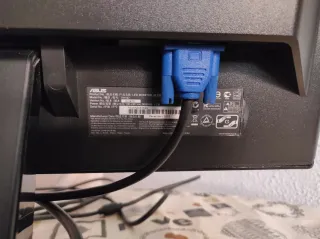 Pantalla ASUS VH197D 19 Negra. URGE VENTA.