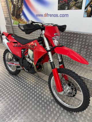 GAS GAS EC 250 F 2025 - 1.090 km Con muchos extras