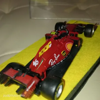 Ferrari F1 SF1000 #16 Leclerc con teca