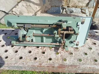 Máquina de coser Alfa Deluxe