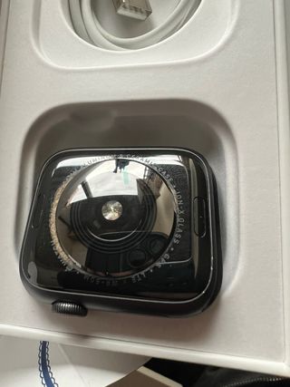 Apple Watch Series 4 GPS + Cellular 44mm