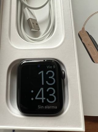 Apple Watch Series 4 GPS + Cellular 44mm