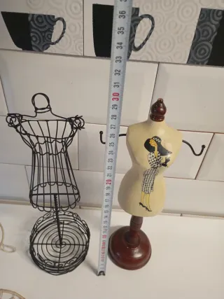 Bustos joyero para collares y bisutería