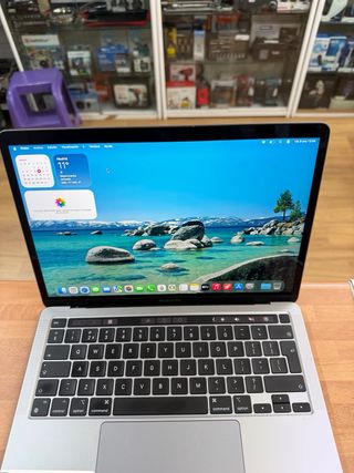 MacBook Pro 2020 M1 8GB RAM 256GB SSD