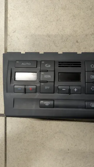 Audi A4 B6 B7 Climatronic 2 Din
