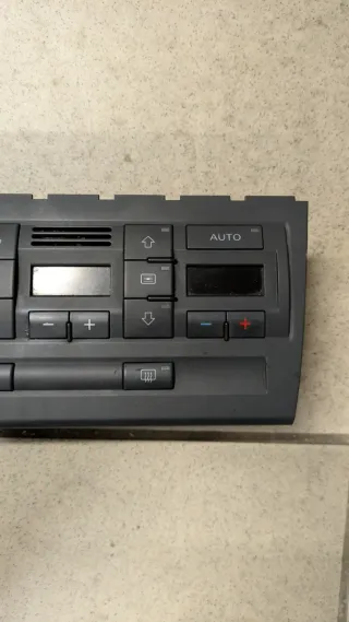 Audi A4 B6 B7 Climatronic 2 Din