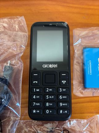 Alcatel 1066 nuovo + auricolari