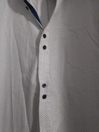 Camisa C&A de puntos